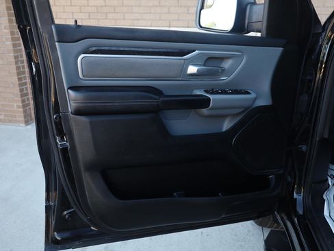 Used 2020 RAM 1500 Big Horn AWD/4WD image 12