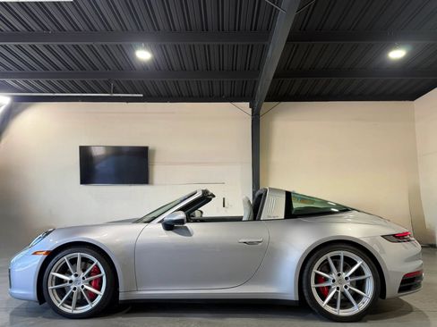 Used 2021 Porsche 911 AWD/4WD image 13