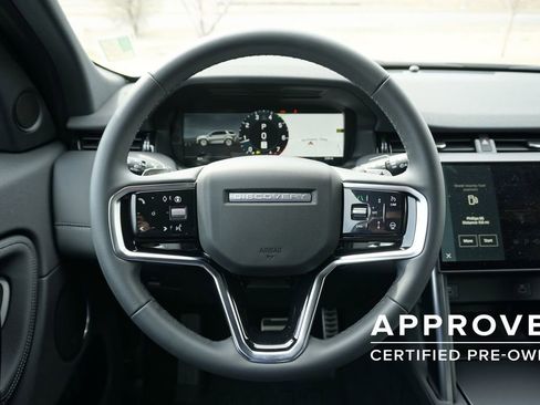 Used 2025 Land Rover Discovery Sport Dynamic SE AWD/4WD image 10