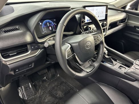 Used 2026 Toyota Grand Highlander XLE image 7
