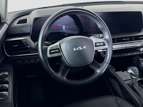 Used 2025 Kia Telluride S FWD image 18