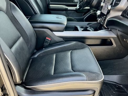 Used 2023 RAM 1500 Laramie AWD/4WD image 28
