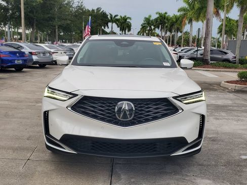 Used 2025 Acura MDX w/ Technology Package FWD image 2