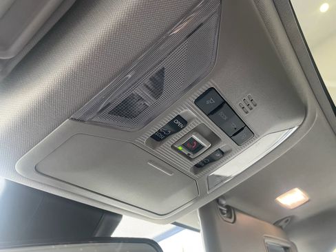 Used 2025 Toyota RAV4 XLE w/ Convenience Package image 14