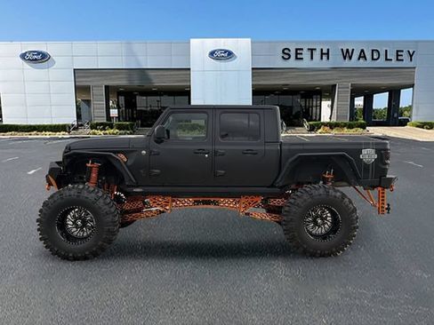 Used 2020 Jeep Gladiator Rubicon AWD/4WD image 4