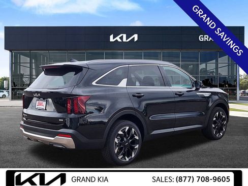 New 2026 Kia Sorento EX image 5