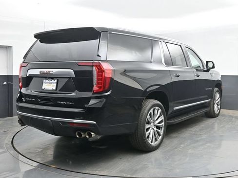 Used 2021 GMC Yukon XL Denali AWD/4WD image 14