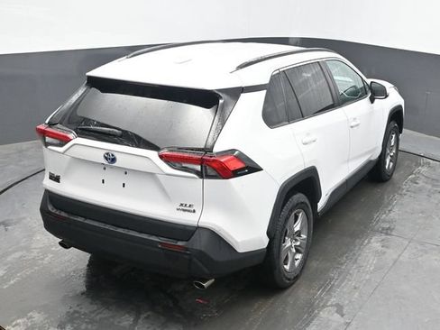 Used 2022 Toyota RAV4 XLE AWD/4WD image 34