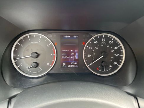 Used 2025 Nissan Sentra S image 14