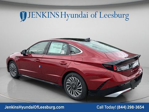 New 2026 Hyundai Sonata Limited FWD image 7