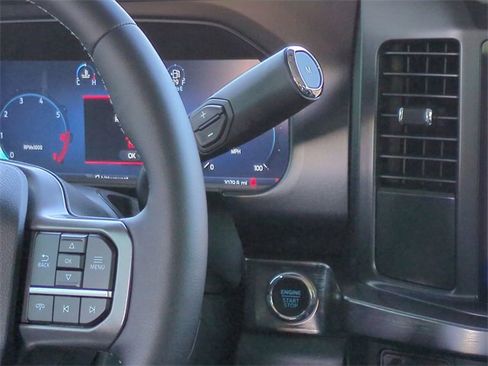 Used 2026 Ford F250 Lariat w/ Chrome Package image 21