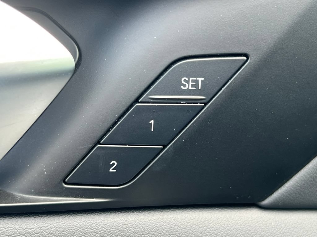 Used 2026 BMW X5 xDrive40i AWD/4WD image 18