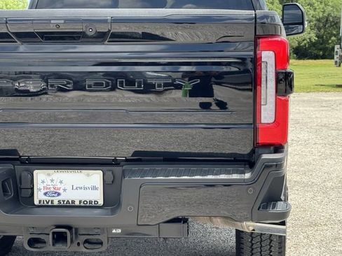Used 2026 Ford F250 Platinum AWD/4WD image 6
