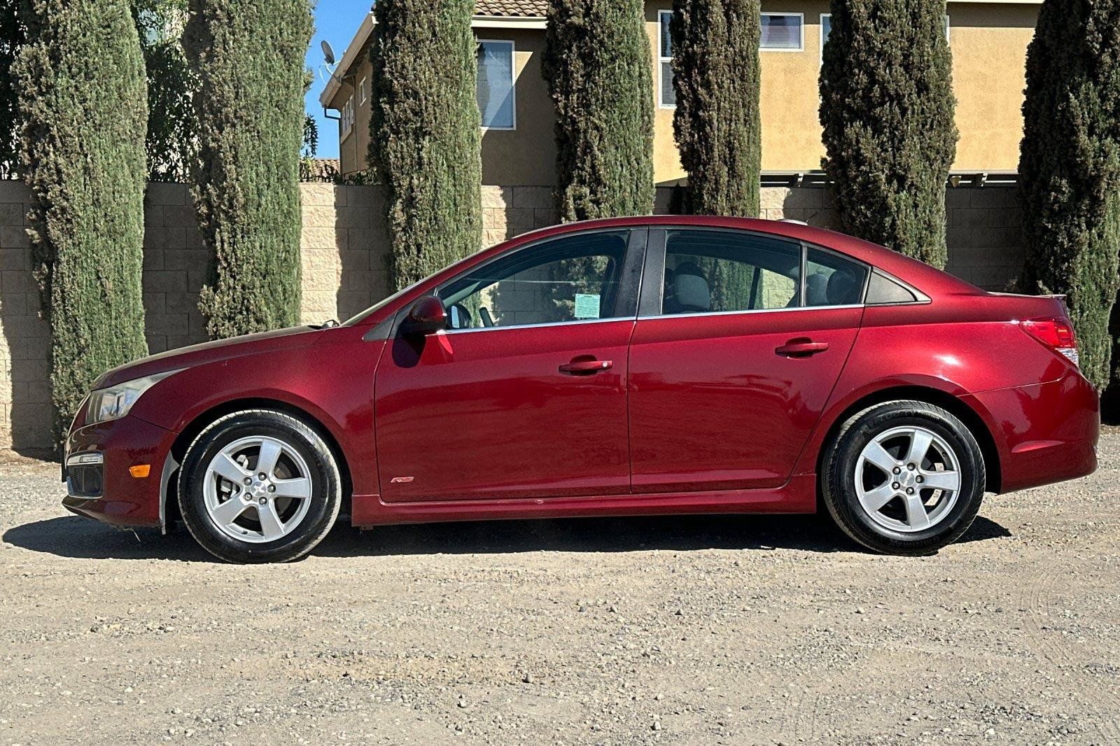 Used 2016 Chevrolet Cruze LT FWD image 7