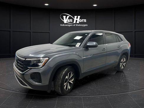 Used 2024 Volkswagen Atlas Cross Sport SE image 7