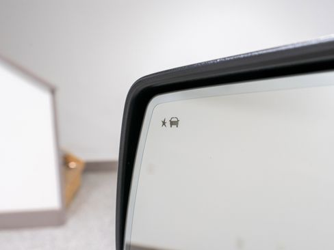 Used 2025 GMC Sierra 1500 Denali w/ Technology Package image 16