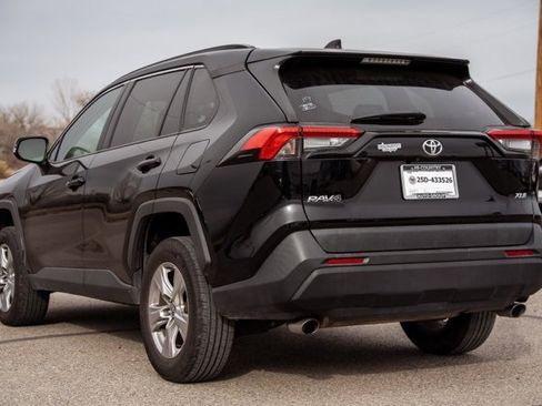 Used 2023 Toyota RAV4 XLE image 7