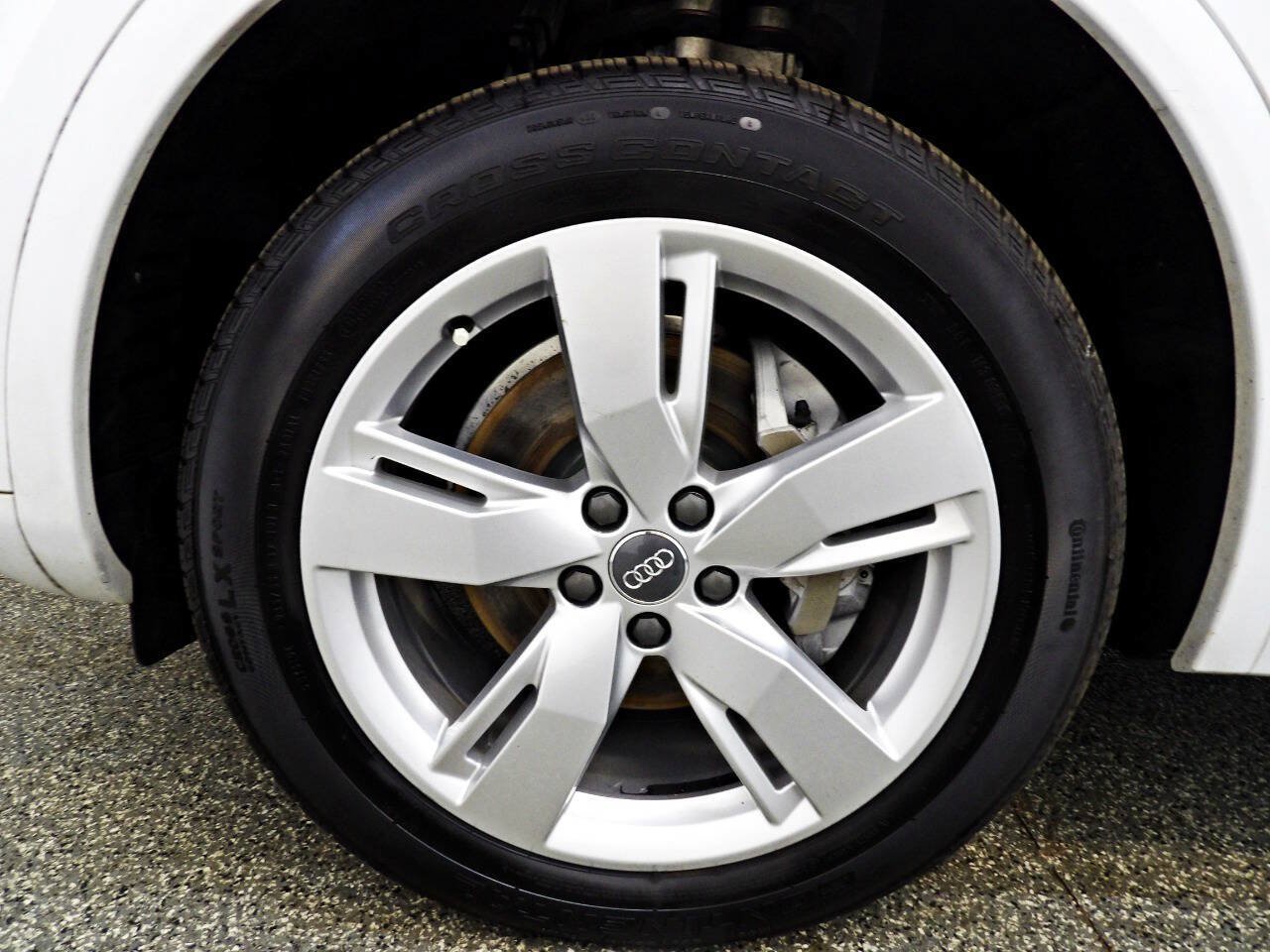 Used 2019 Audi Q5 2.0T Premium Plus AWD/4WD image 19