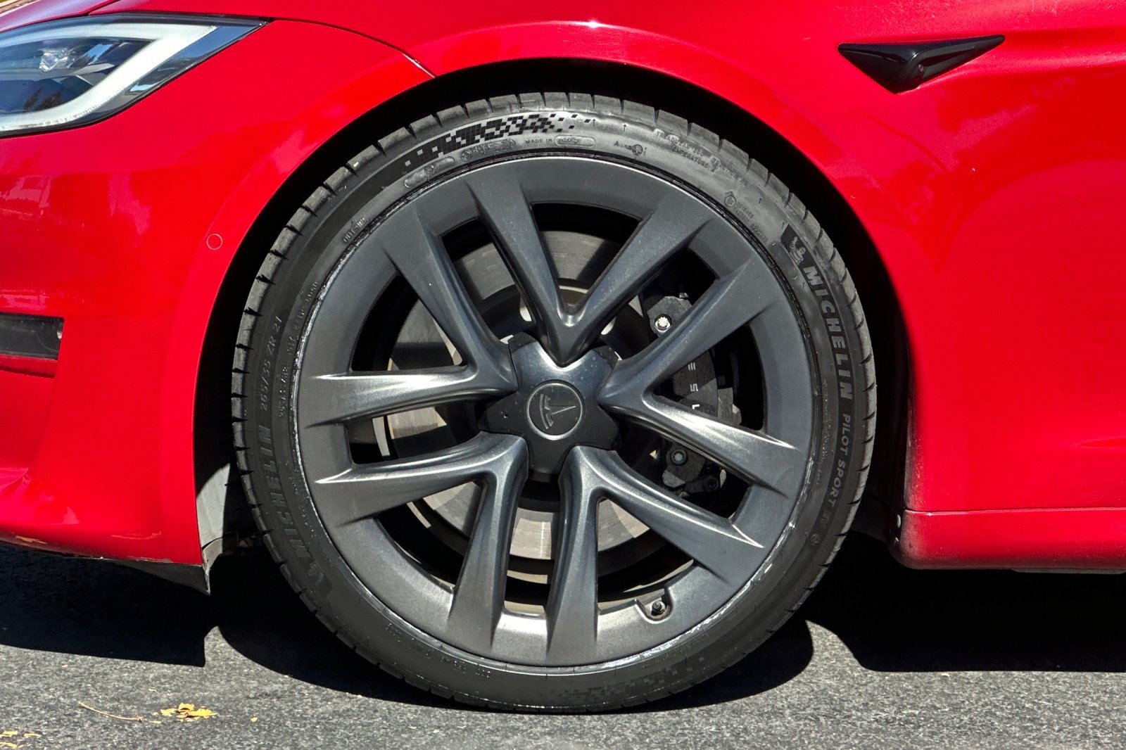 Used 2022 Tesla Model S Plaid AWD/4WD image 35