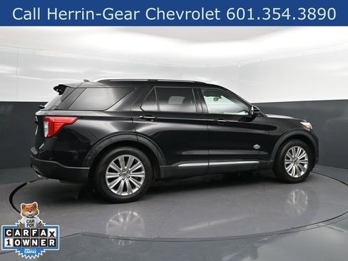 Used 2023 Ford Explorer King Ranch w/ Technology Package RWD image 8