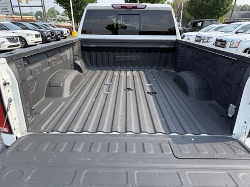 Used 2024 Chevrolet Silverado 2500 High Country w/ High Country Premium Package AWD/4WD image 32
