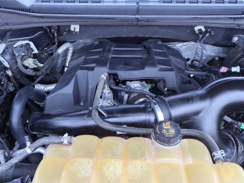 Used 2018 Ford F150 XLT w/ Equipment Group 302A Luxury AWD/4WD image 18