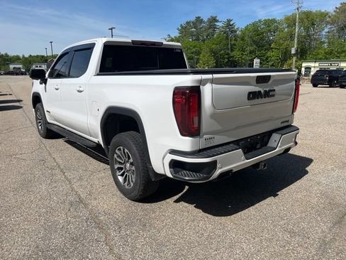 Used 2021 GMC Sierra 1500 AT4 w/ AT4 Premium Package AWD/4WD image 3
