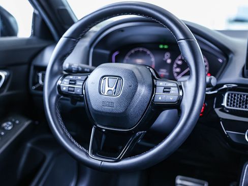 Used 2025 Honda Civic Sport image 21