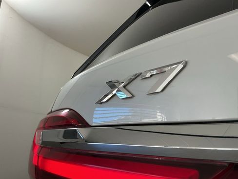 Certified 2022 BMW X7 xDrive40i w/ Executive Package image 34