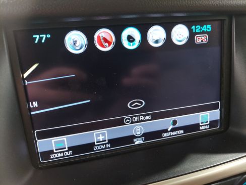 Used 2018 GMC Yukon Denali AWD/4WD image 11