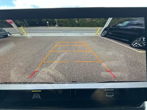 Certified 2025 Chevrolet Silverado 1500 LT image 25