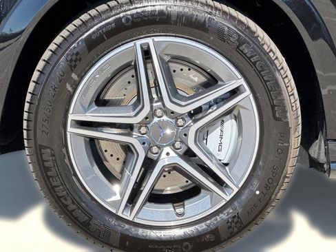 New 2025 Mercedes-Benz GLE 53 AMG 4MATIC image 11