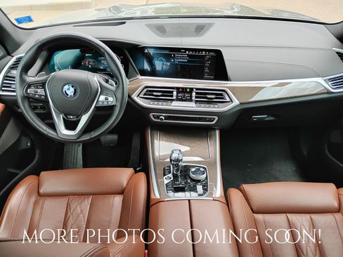 Used 2023 BMW X5 xDrive45e w/ Executive Package AWD/4WD image 4