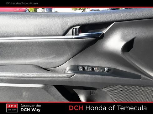Used 2020 Toyota Camry XSE image 17