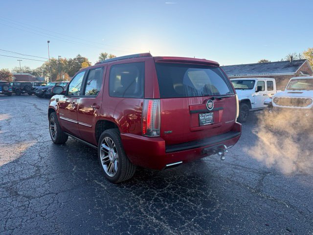 Used 2012 Cadillac Escalade Premium AWD/4WD image 5