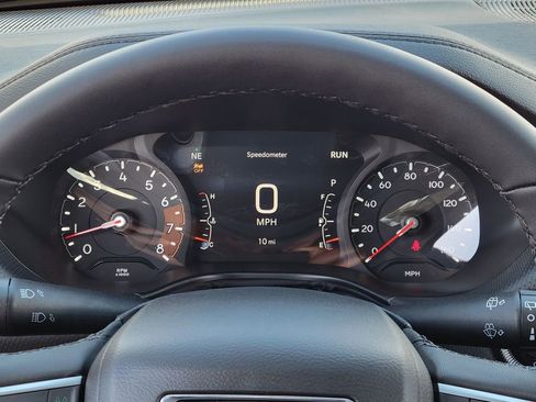 New 2026 Jeep Compass Latitude w/ Sun and Sound Group image 7