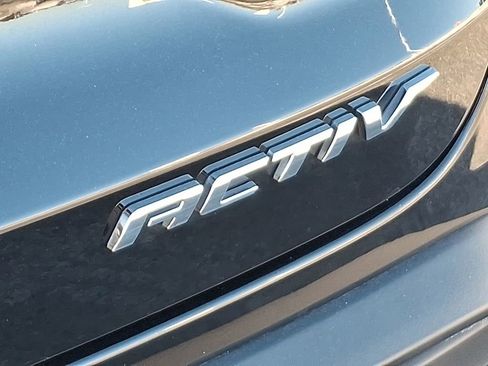 Certified 2025 Chevrolet Trax ACTIV w/ Sunroof Package image 33