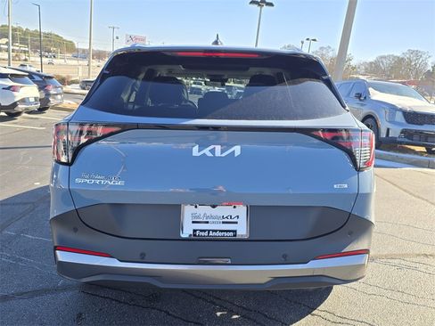 New 2026 Kia Sportage EX image 4