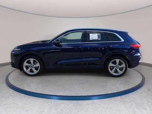 Used 2025 Audi Q5 Prestige AWD/4WD image 8