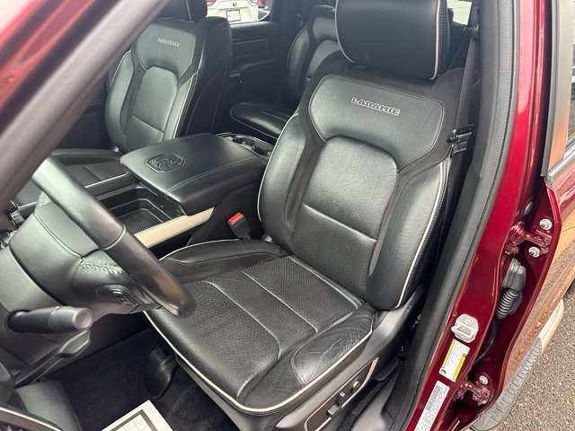 Used 2019 RAM 1500 Laramie w/ Sport Appearance Package AWD/4WD image 9