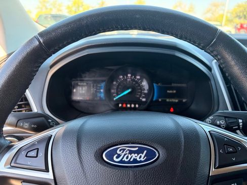 Used 2022 Ford Edge SEL AWD/4WD image 29