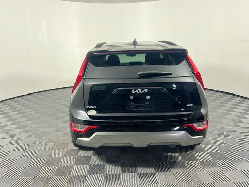 Certified 2025 Kia Niro EX Touring FWD image 4