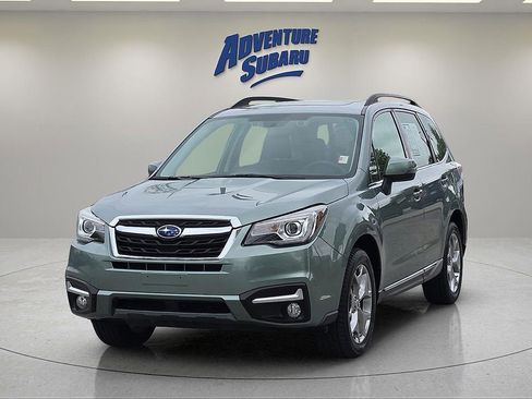 Used 2017 Subaru Forester 2.5i Touring image 2