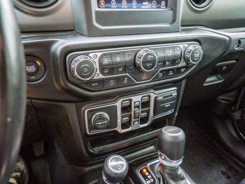 Used 2022 Jeep Gladiator Sport AWD/4WD image 57
