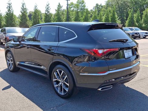 Used 2024 Acura MDX SH-AWD w/ Technology Package image 4