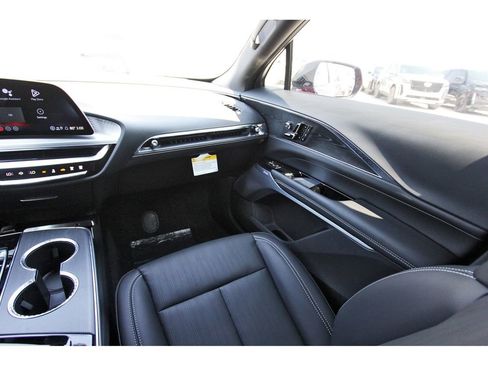 New 2026 Cadillac Lyriq V image 10