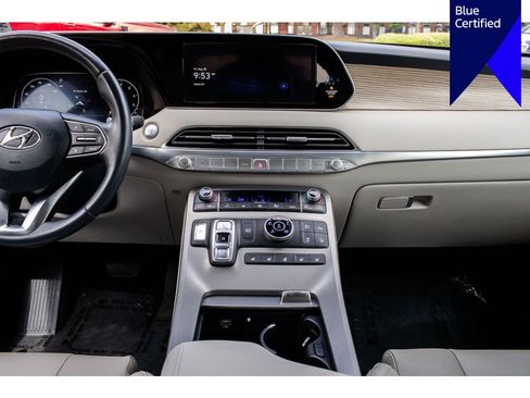 Used 2022 Hyundai Palisade Limited w/ Winter Package AWD/4WD image 14