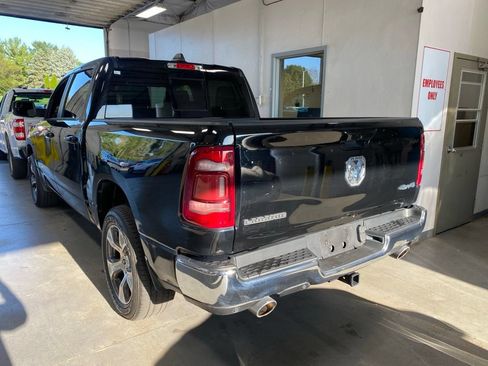 Used 2023 RAM 1500 Laramie AWD/4WD image 3