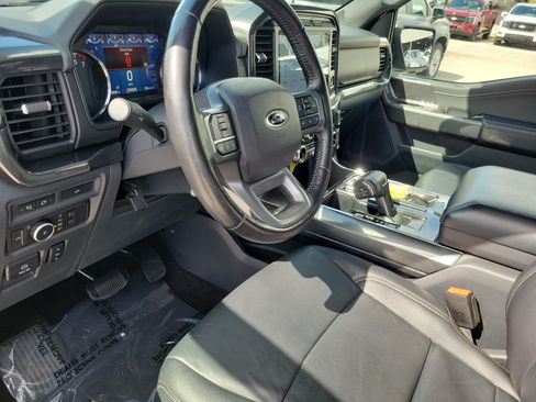 Used 2022 Ford F150 XLT w/ Equipment Group 302A High RWD image 9