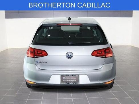 Used 2016 Volkswagen e-Golf SE FWD image 4